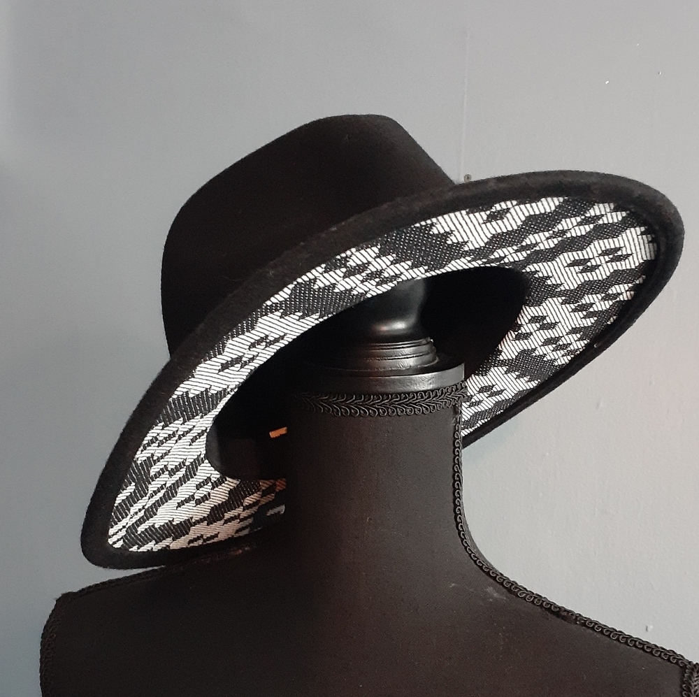*SOLD*Black fedora